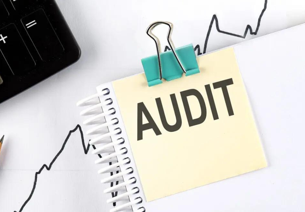 How to Perform a Website Audit: A Comprehensive Guide (with Checklist)